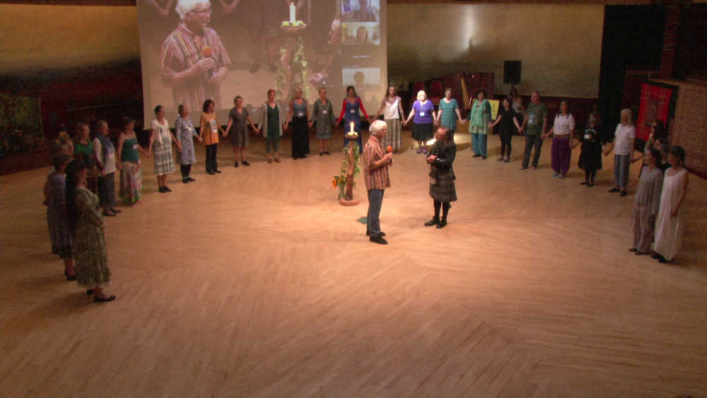 The Centrepiece online Sacred Dance at Universal Hall Findhorn